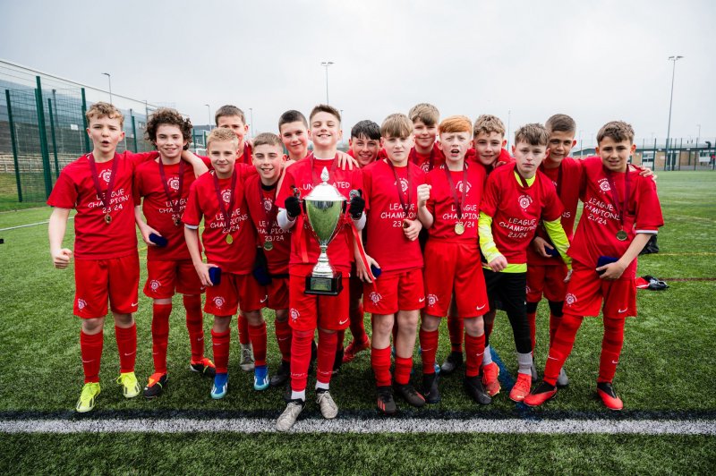 Main image for Barnsley Schoolboys u12s clinch league title