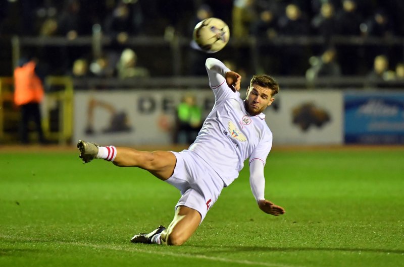 Main image for Why McAtee turned down move to go for Barnsley promotion