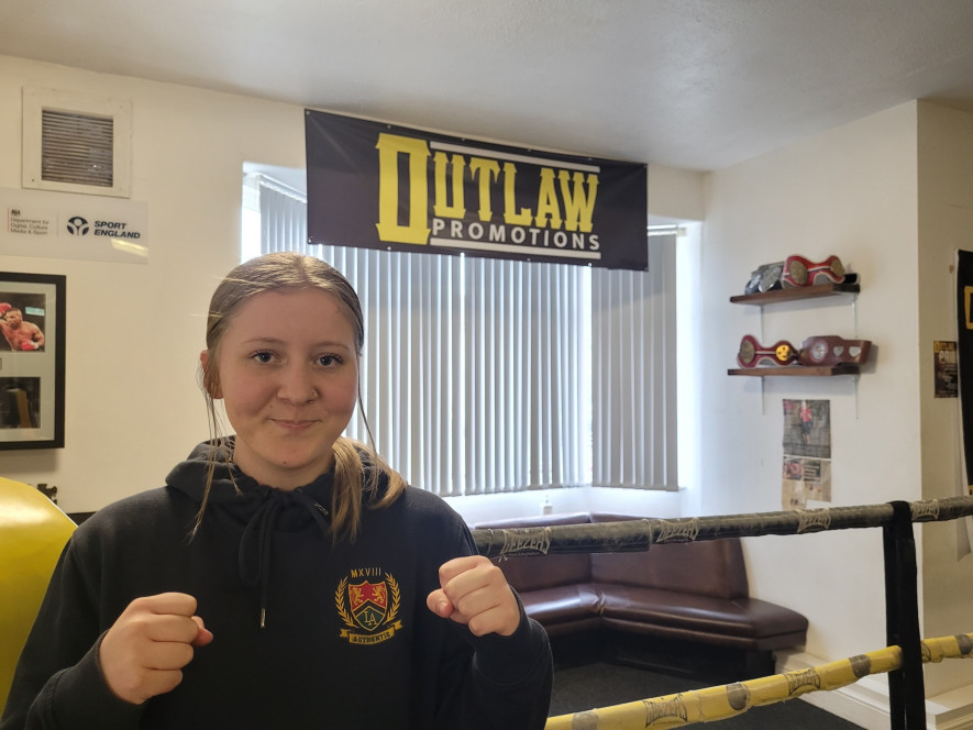 Main image for Barnsley’s first female pro boxer to make debut at Metrodome