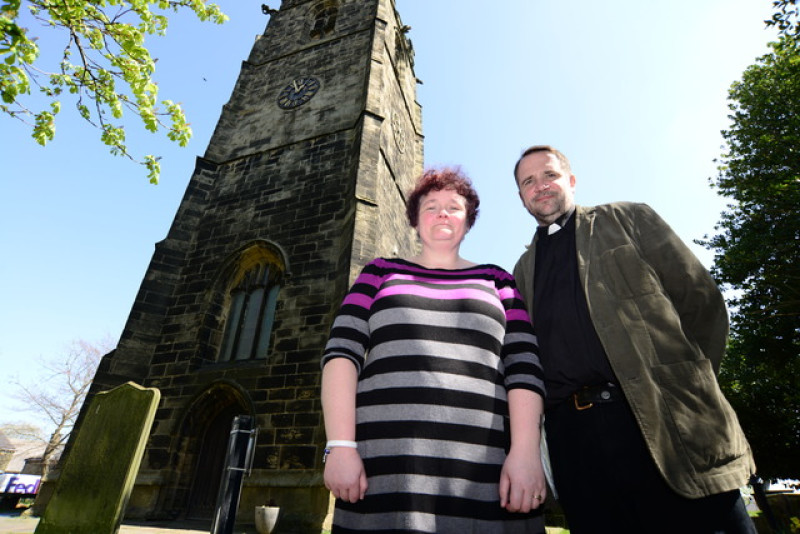 Main image for Locals donate thousands to help grieving mum