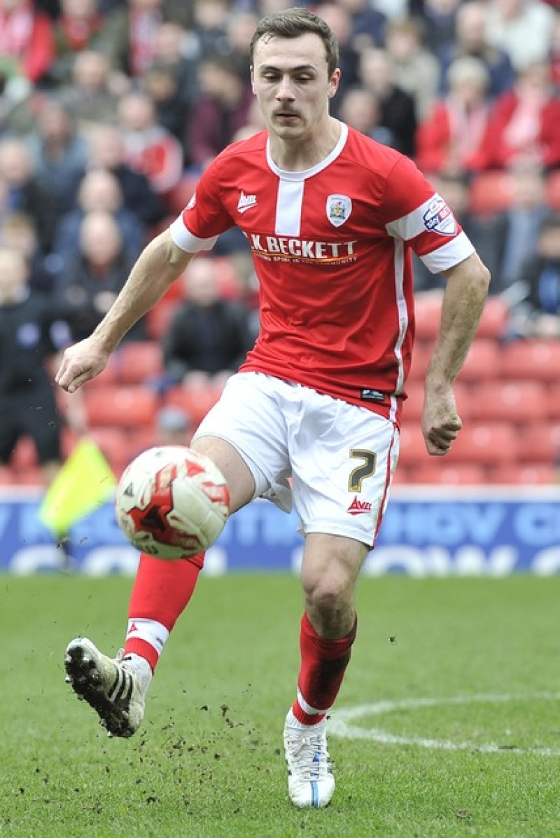 Main image for Hill's Rochdale crushed on glorious final day