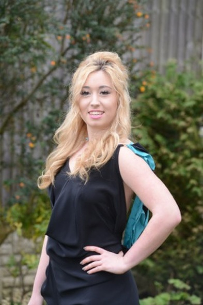 Main image for Performing arts student needs Miss World votes