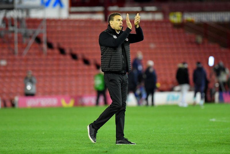 Main image for Ismael praises fans and believes Reds can come from behind in Swansea