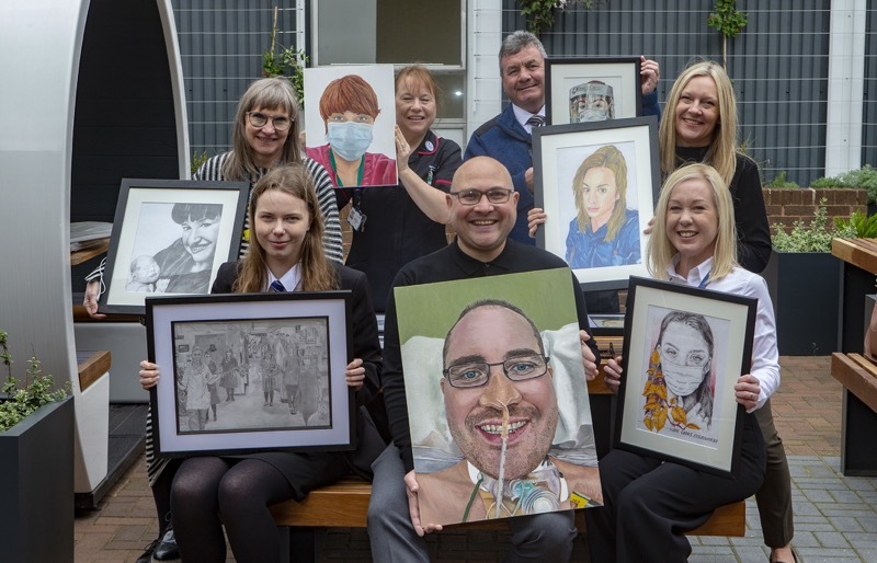 Main image for Heroes receive a ‘thank you’ from kids