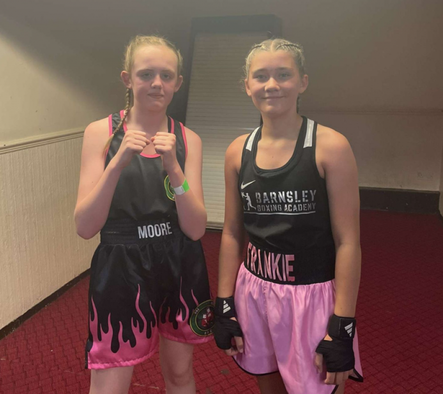 Main image for Frankie makes competitive boxing debut