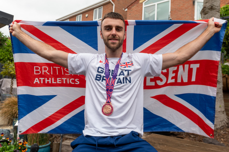 Main image for Joe hopes World Relays bronze is first of many international medals