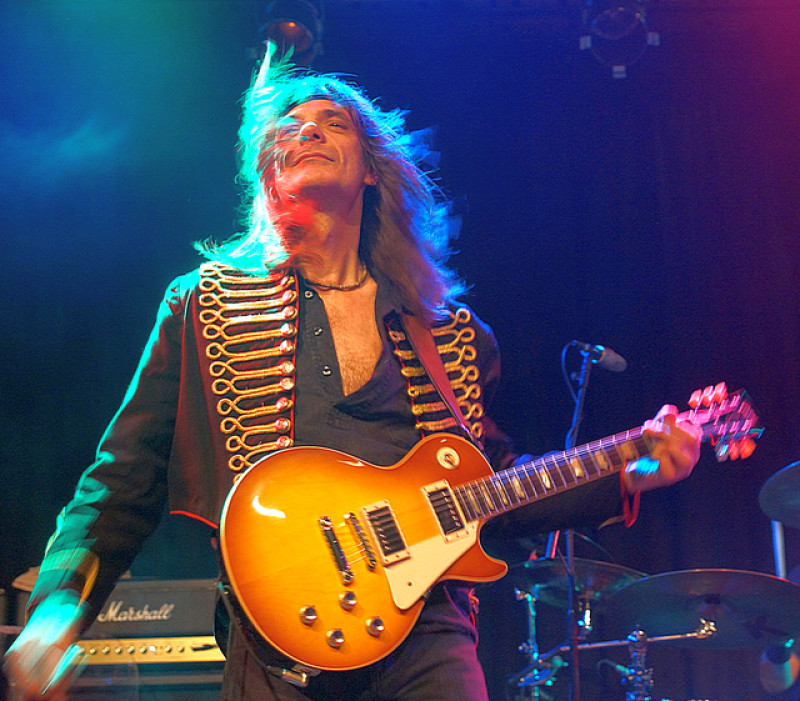 Main image for Blues guitarist coming to town