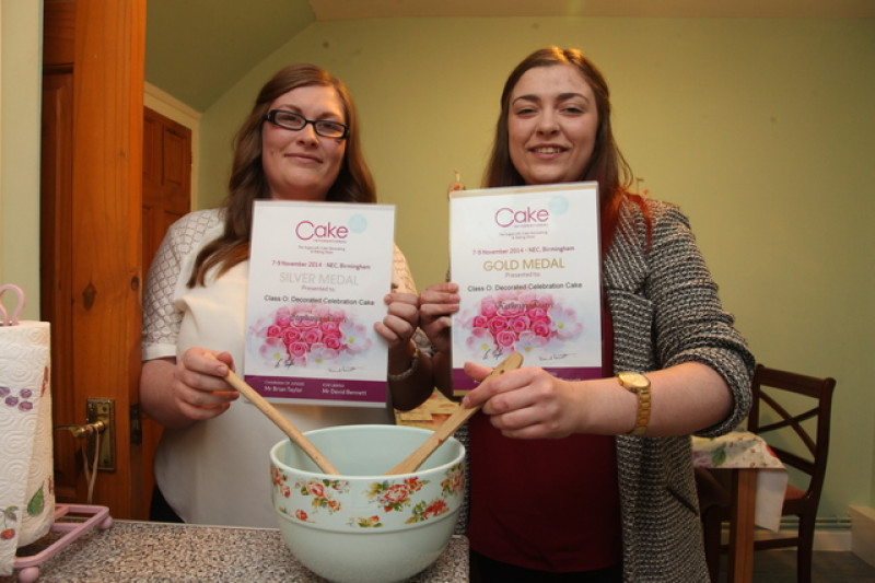 Main image for Sisters win top prizes in cake decorating competition