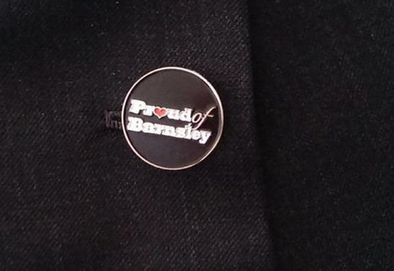 Main image for Badges to raise money for hospice