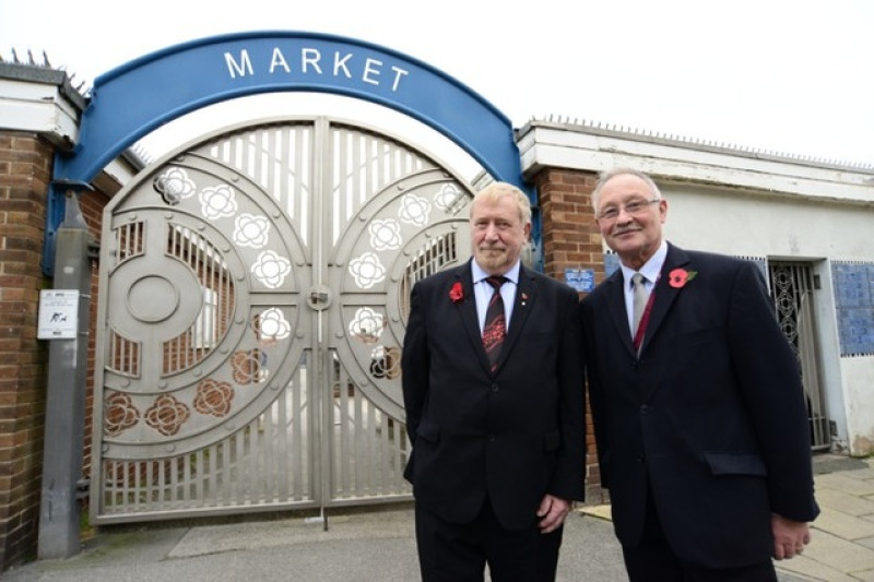 Main image for Hoyland gates to be moved to Elsecar