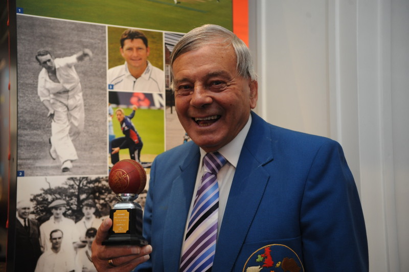Main image for Dickie digs deep