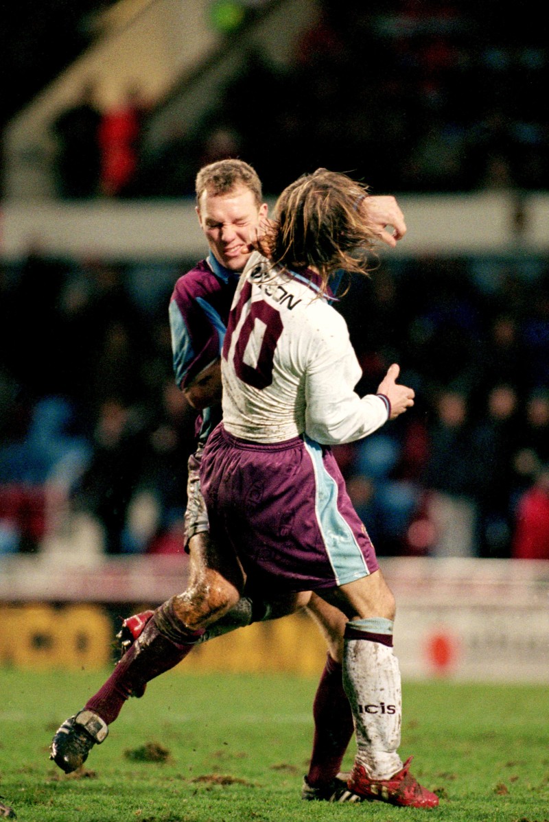 Main image for Non-league legend and new Bridge signing Wilson nears 1,000th game