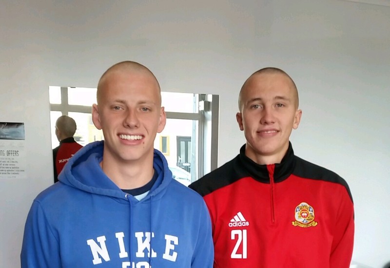 Main image for Footballers dive in to help out cancer charity