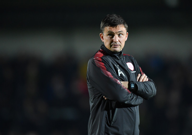 Main image for Heckingbottom plays down Sunderland speculation