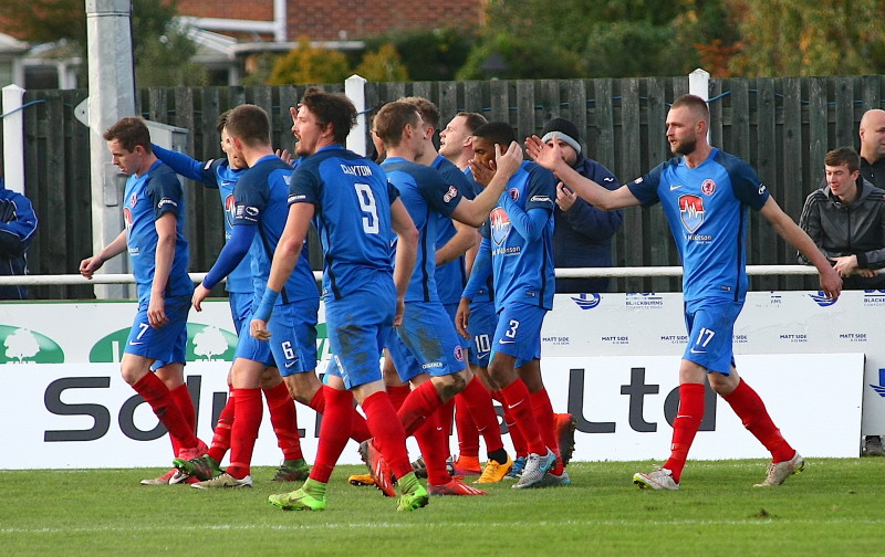 Main image for Ducks hope cup tie helps crowds and title challenge