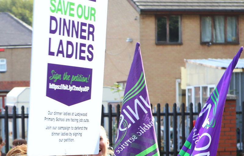 Main image for Union backs strikers over accusation
