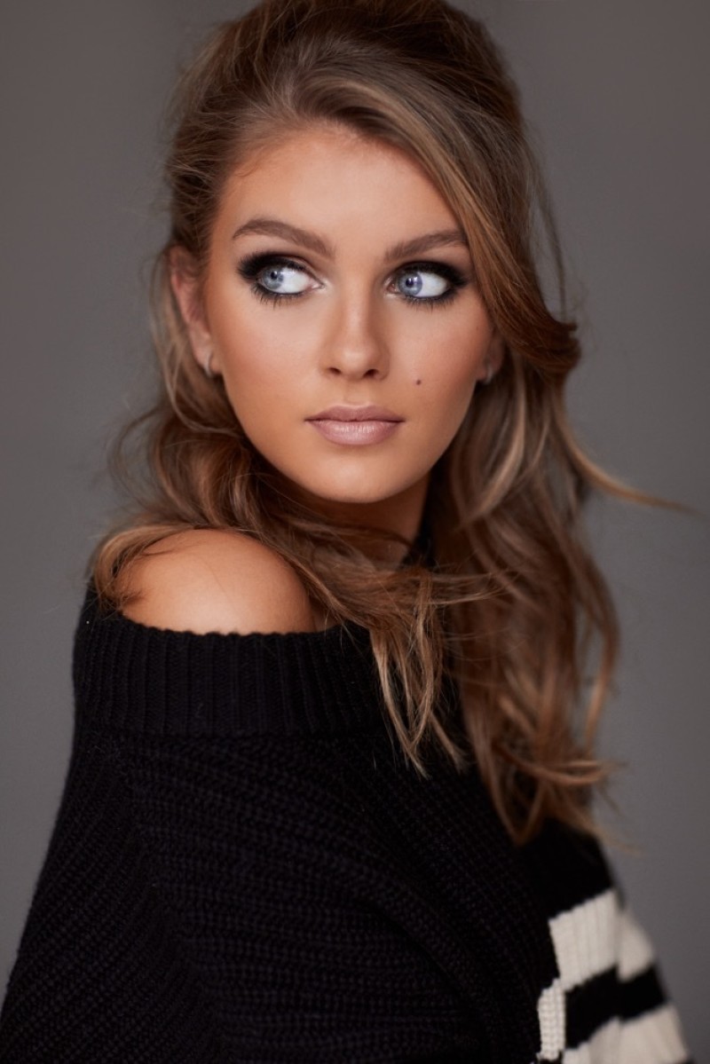 Main image for X Factor Holly’s releases new single