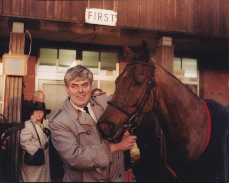 Main image for Tributes paid to coach company founder