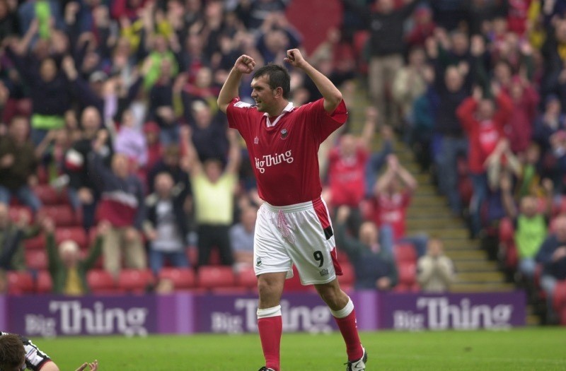 Main image for Flashing shame of Reds’ hero