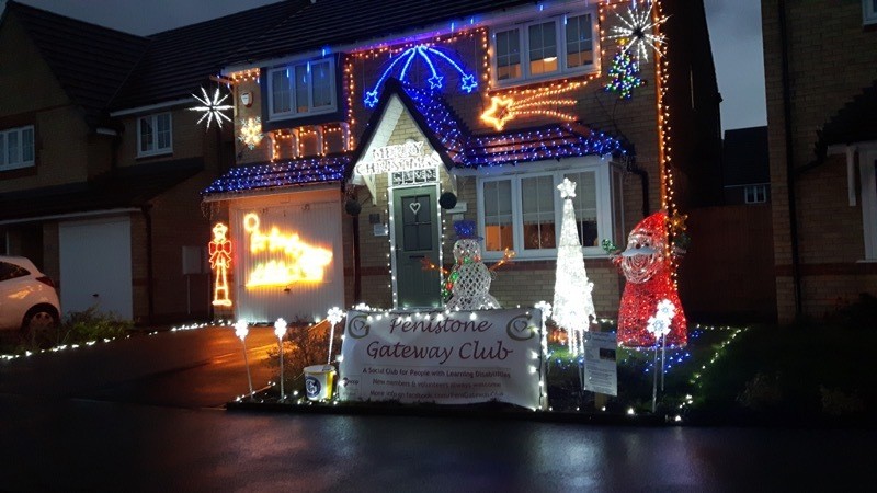 Main image for Town sees light in family’s latest festive fundraiser