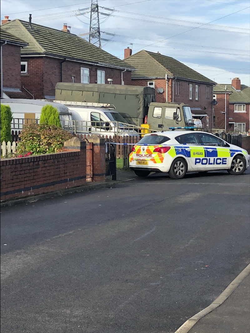 Main image for Bomb squad deployed to Barnsley street