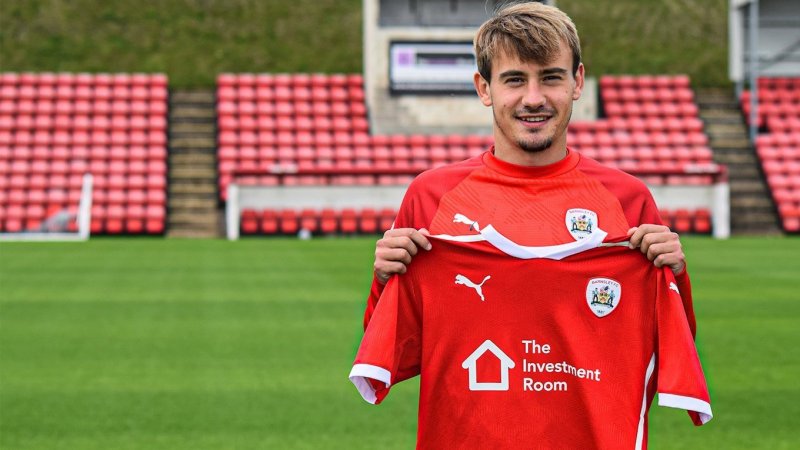 Main image for Bramall with 1st team and may get chance in future