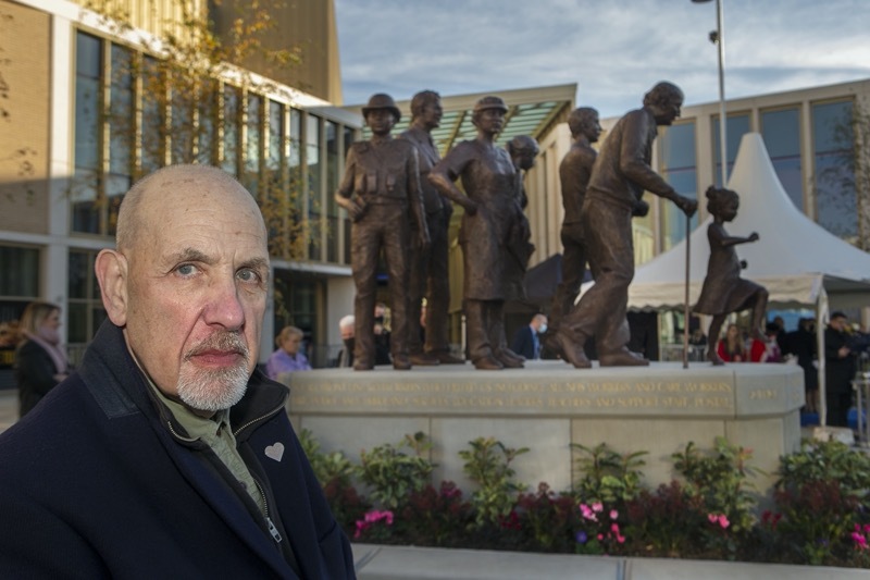 Main image for Sculpture commemorates town’s Covid victims