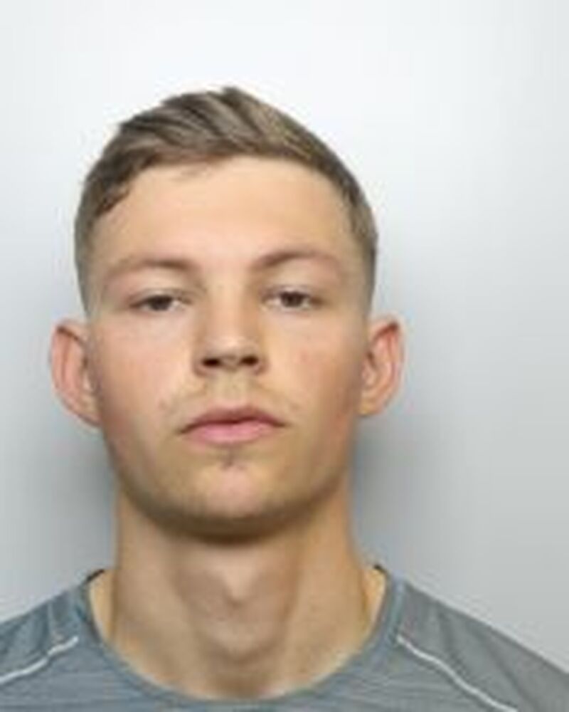 Main image for Leeds Fest drug dealers jailed
