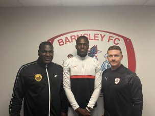 Josiah Dyer with dad Bruce Dyer and academy boss Bobby Hassell