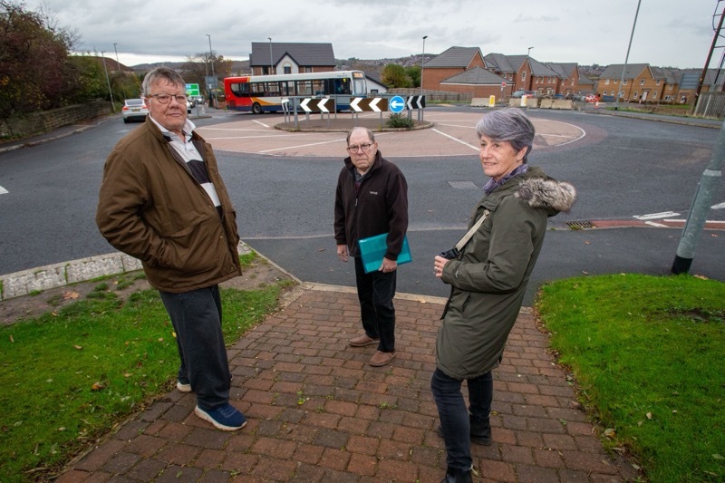 SPEEDING ISSUE: Eric Richardson, Graeme Fitt and Sue Reed. PD094626