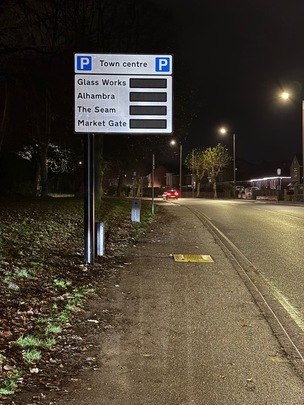 Main image for Contractors ‘sorry’ over sign blunder
