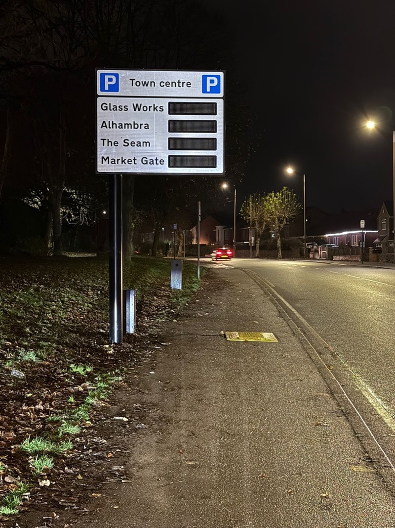 Main image for Contractors ‘sorry’ over sign blunder