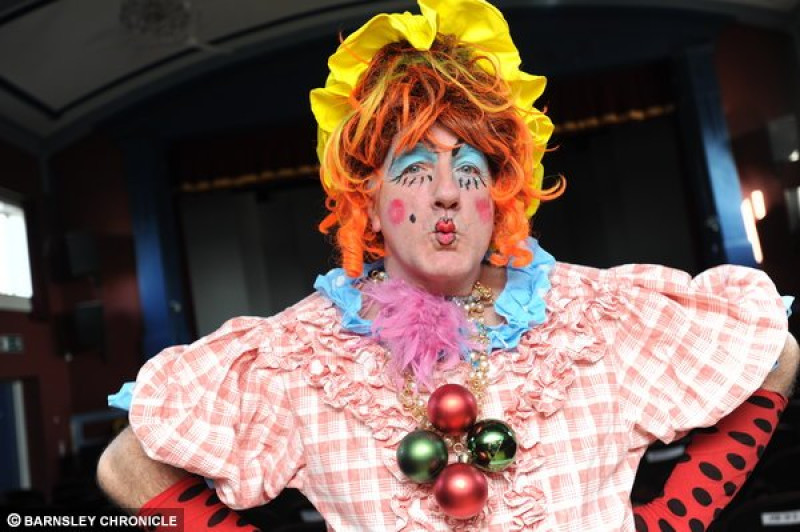 Main image for Are you game to be a dame?