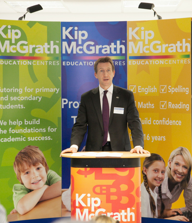 Main image for MP opens extra tutoring centre