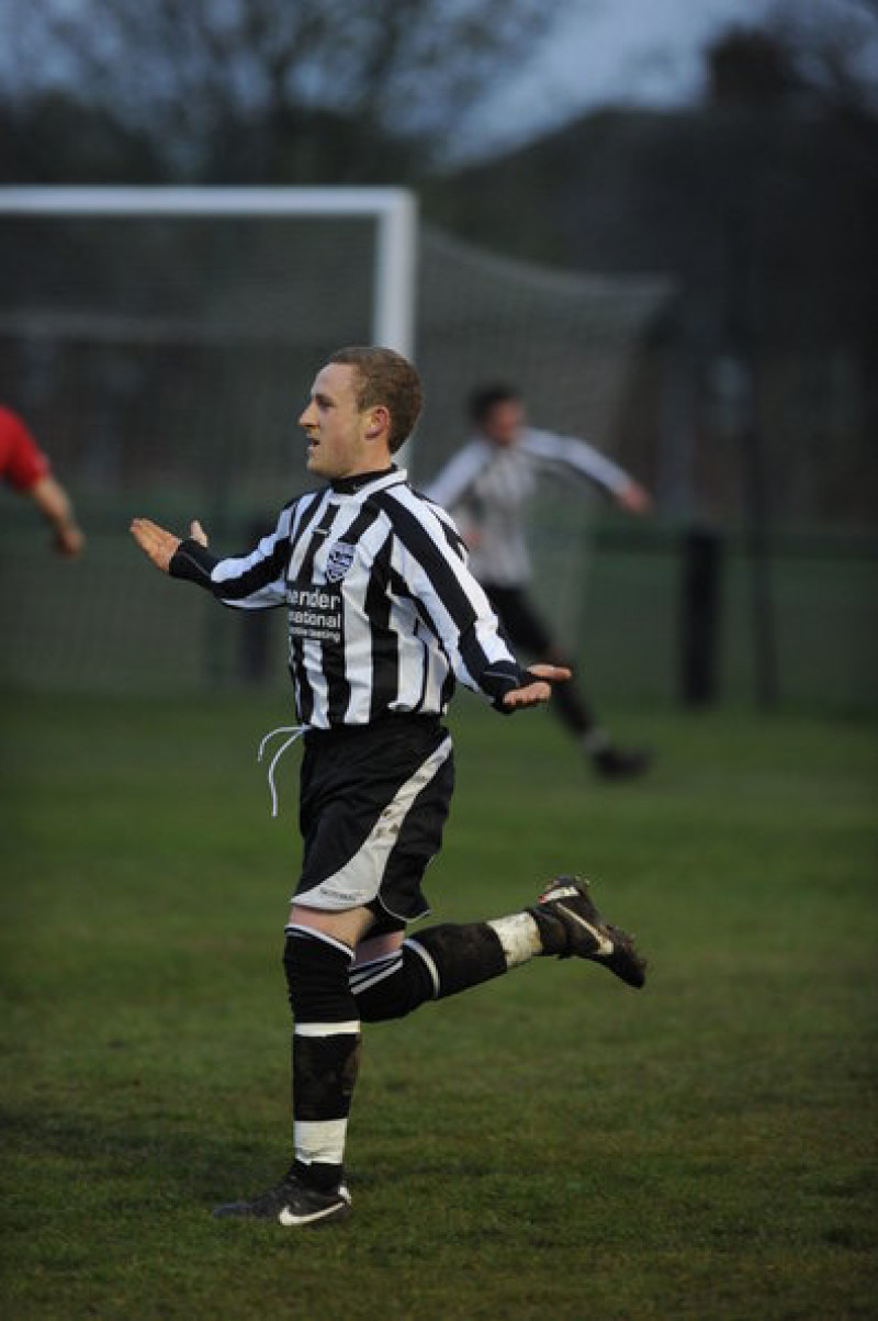 Main image for Penistone go 4-0 up after 16 minutes then win 5-3