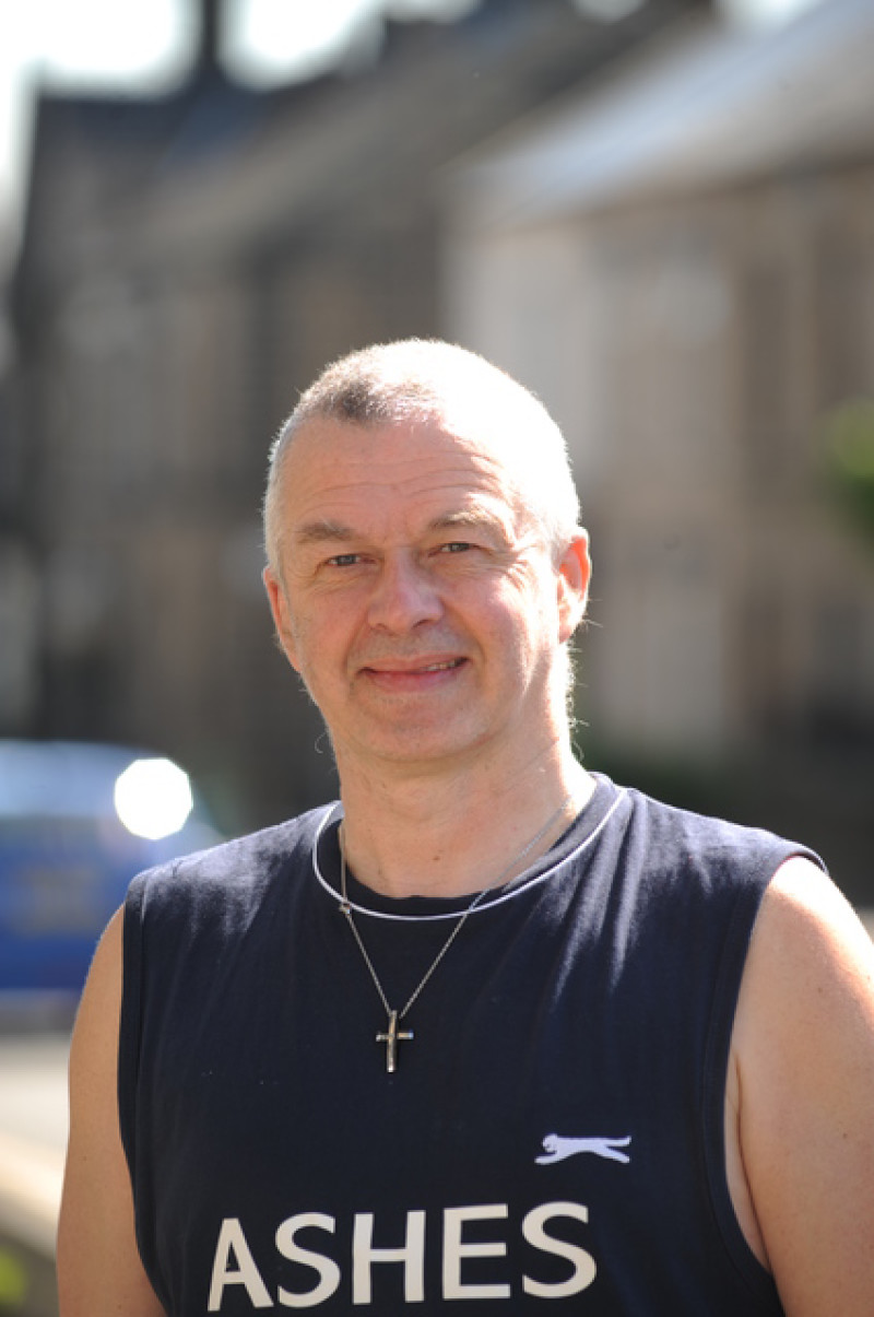 Main image for Volunteer in foodbank push
