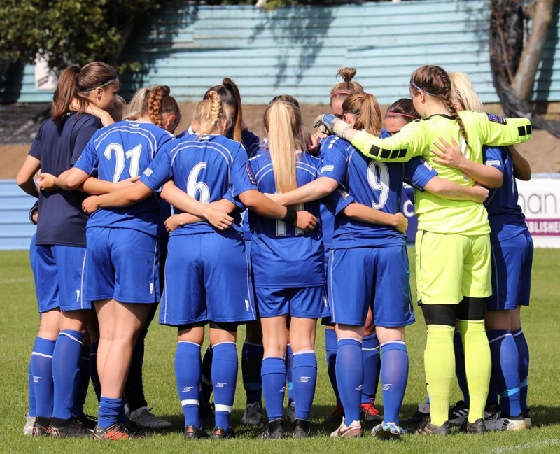 Main image for Barnsley WFC make history with 3-0 win at Leeds United in FA Cup