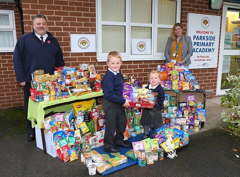 Main image for Youngsters donate items to those in need