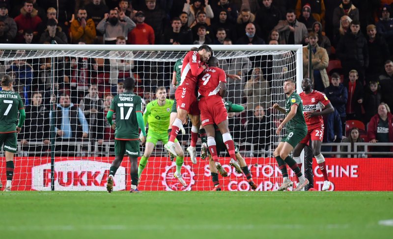 Main image for Dismal Reds suffer fifth straight defeat