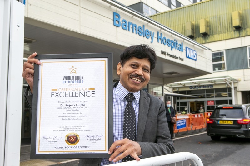 Main image for Top award for hospital doctor