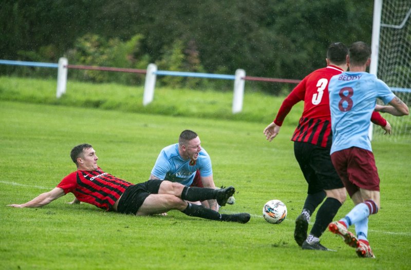 Main image for COUNTY SENIOR LEAGUE: Dodworth win derby