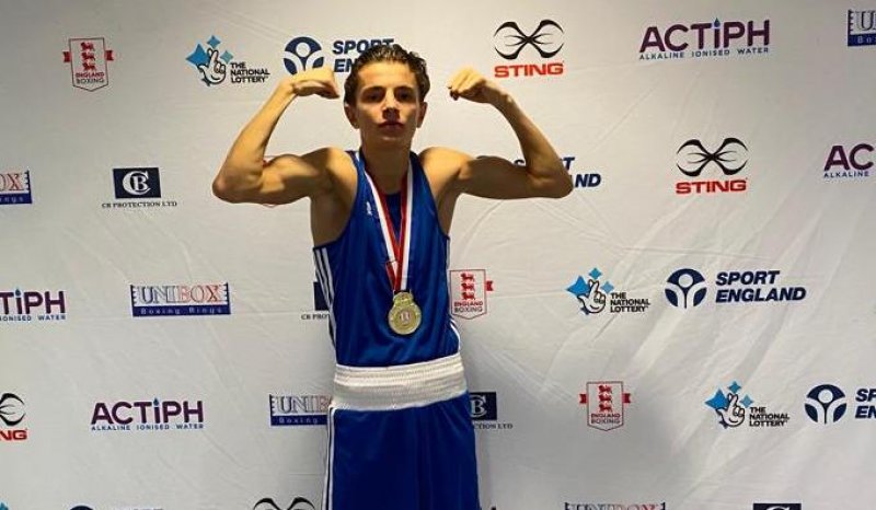 Main image for Sonnyboy is national boxing champ