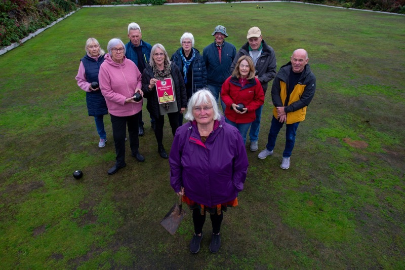 FOUL PLAY: Old Town bowling club members.  Picture Shaun Colborn PD094518