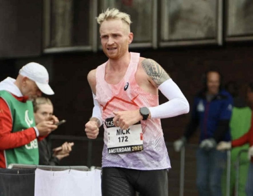 Main image for Josh fourth Brit in Amsterdam while Barnsley runners impress at Yorkshire race