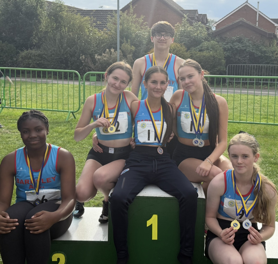 Main image for Barnsley AC youngsters finish outdoor track season with medal haul