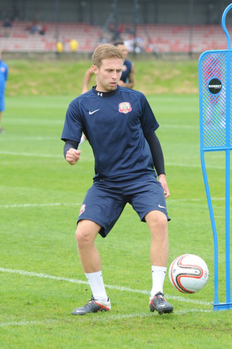 Main image for Clark returns to haunt Reds