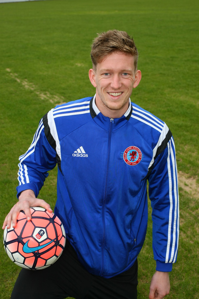 Main image for Shaw Lane footballer dies after pitch collapse