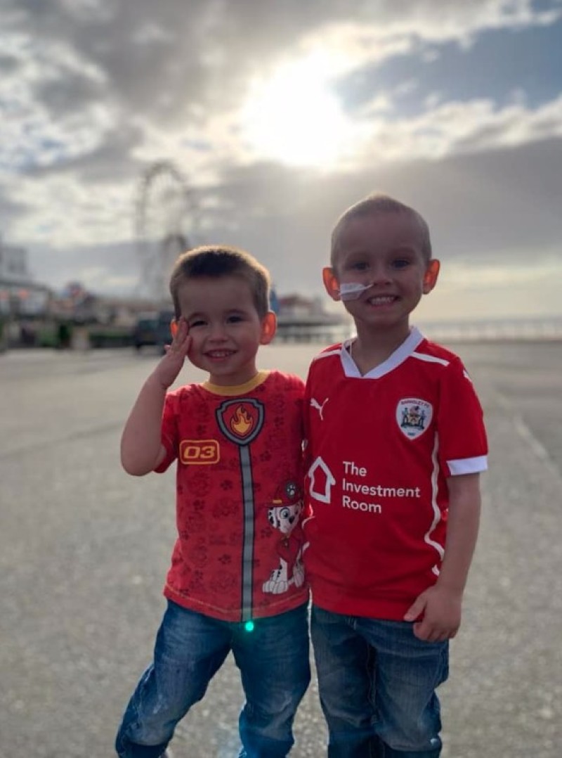 Main image for Oliver’s cancer fund to help other families