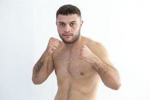 Main image for Fighter hopes to put town on map