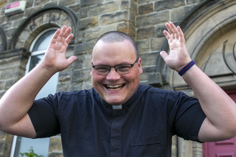 Main image for Reverend Ben braves the shave